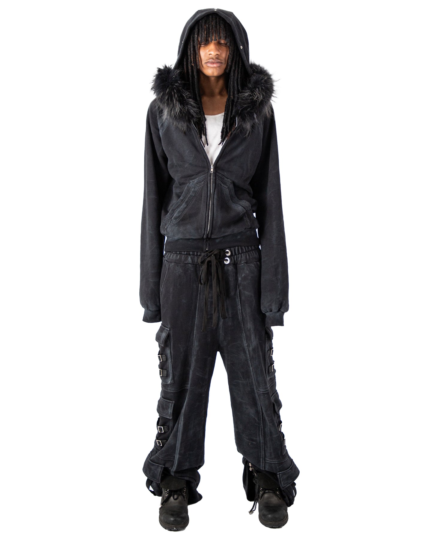 "OBSIDIA" WAXED CARGO SWEATPANTS