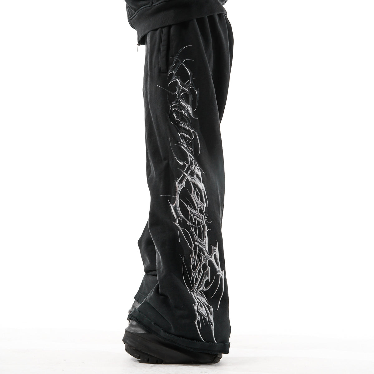 "TRIBAMETAL" SWEATPANTS