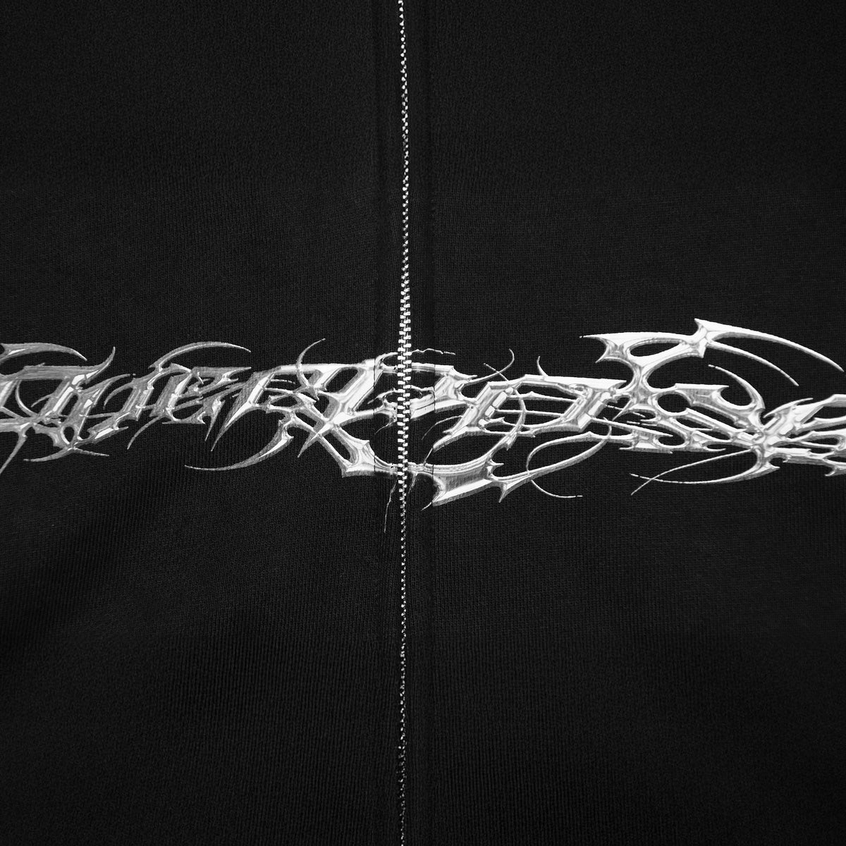 "TRIBAMETAL" ZIP UP