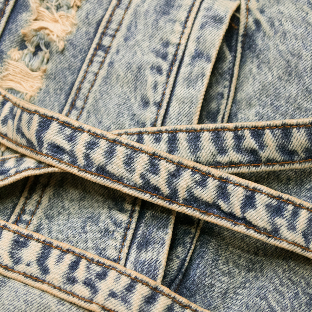 "VENIM" JACKET - LIGHTWASH