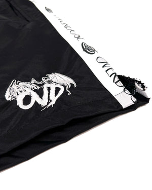 "NYLON SHORTS - BLACK"