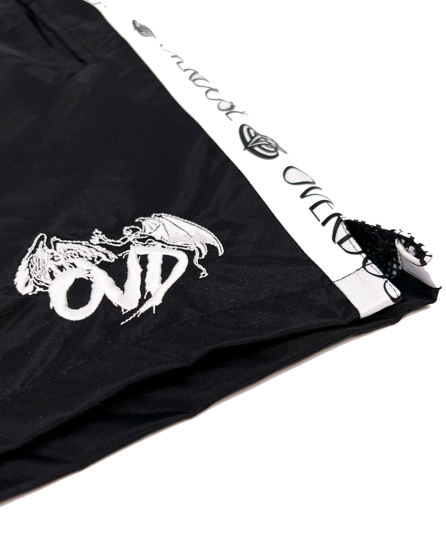 "NYLON SHORTS - BLACK"